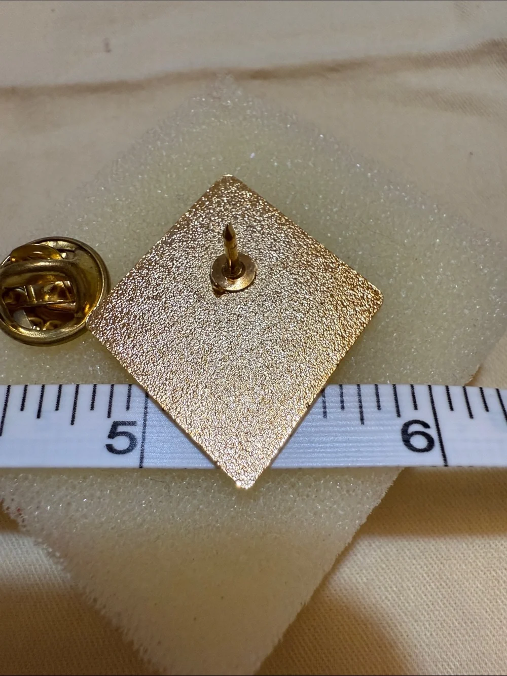 AMTA Ten Year Member Gold-Tone Lapel Pin -